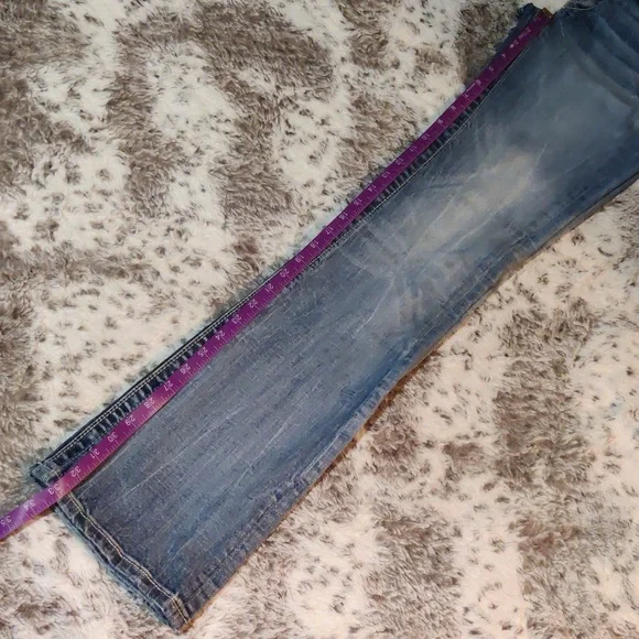 Miss Me Signature Boot Jeans - Picture 5 of 7